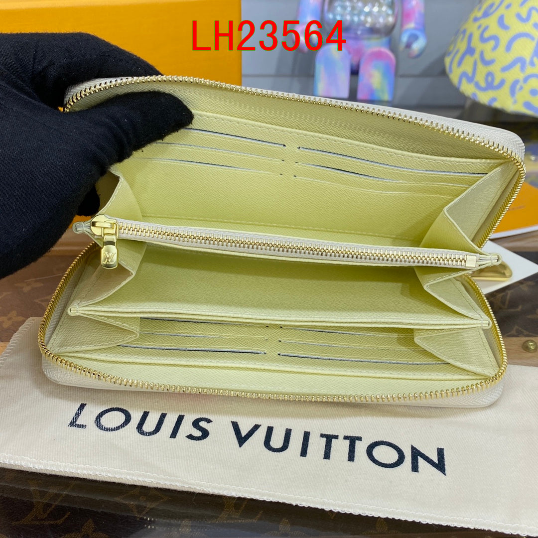 Louis Vuitton Zippy Wallet