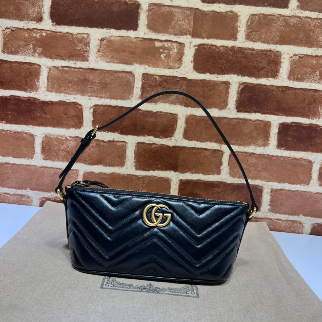 Gucci Marmont matelassé shoulder bag